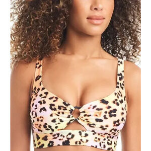NWT Bar III Women's Animal-Print O-Ring Bikini Top Cheetah Size Large